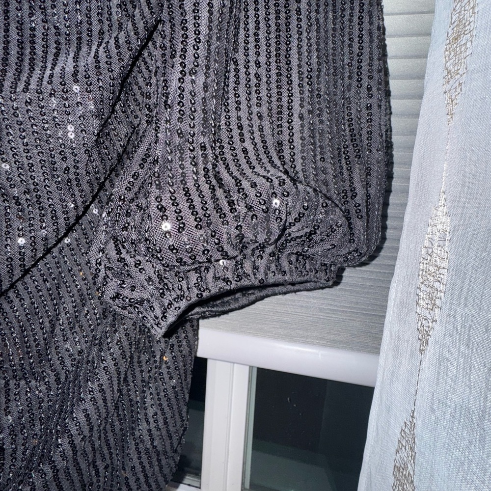 Elegant Black Sequin Mini Dress - Picture 5 of 5